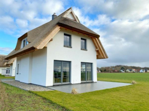 Ferienhaus Distelfink mit Sauna und Kamin, Dranske